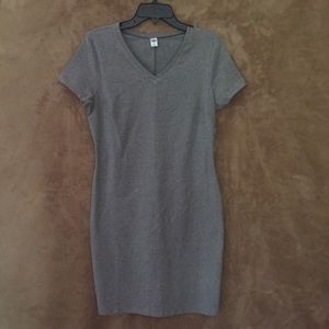 Old Navy Gray T-Shirt Dress 🎀